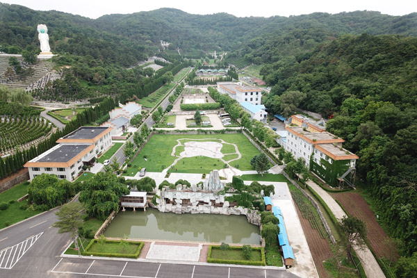 沈陽大河貝墓園