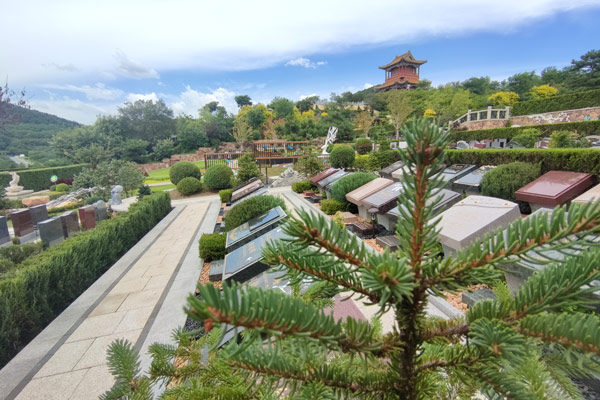 遼寧觀陵山藝術(shù)園林公墓